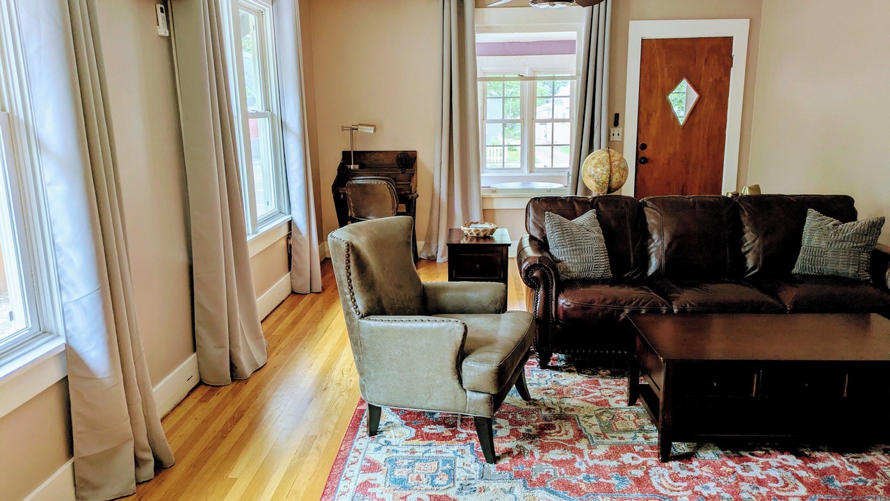Photo of Livingroom in Capitol Hill