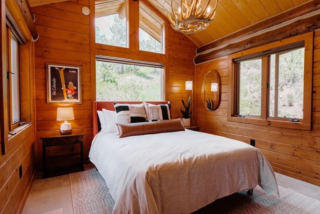 Photo of Bedroom in Lyons