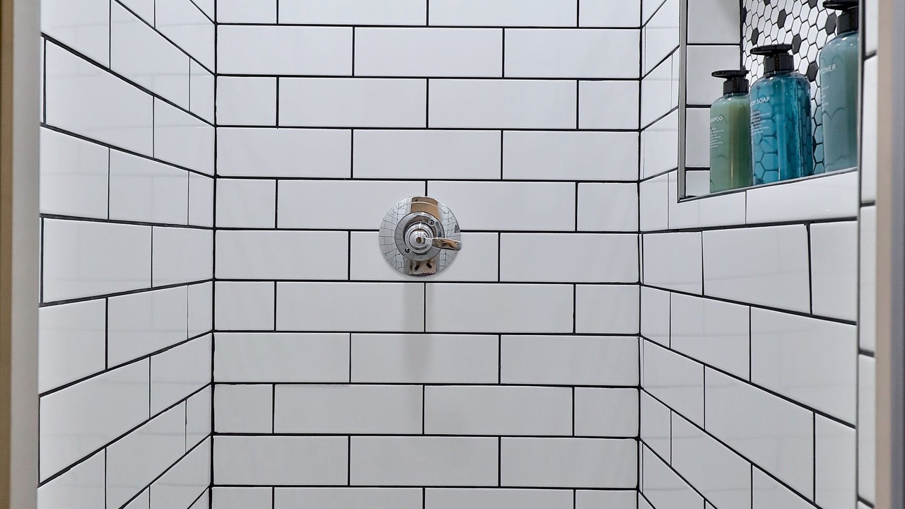 Photo of Bathroom in Elmwood Area
