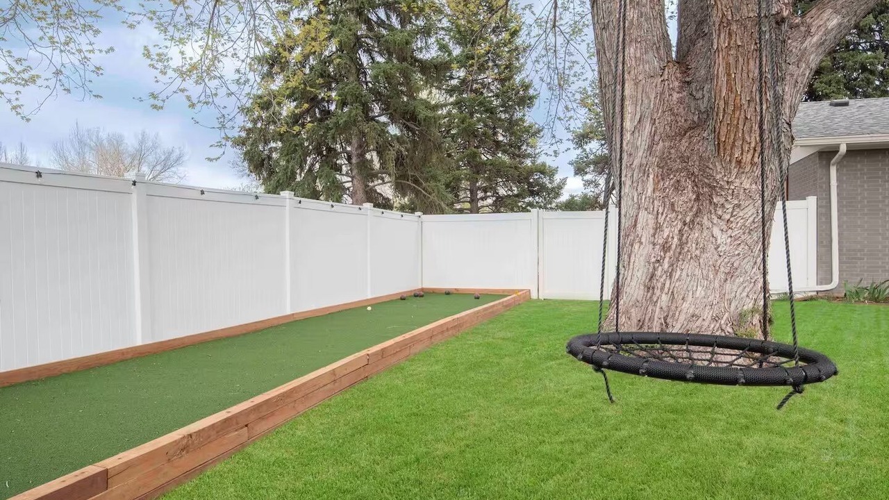 Photo of Outdoor in Barths
