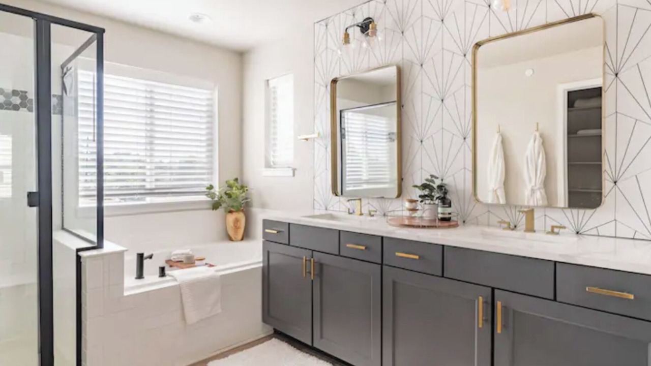 Photo of Bathroom in Westminster