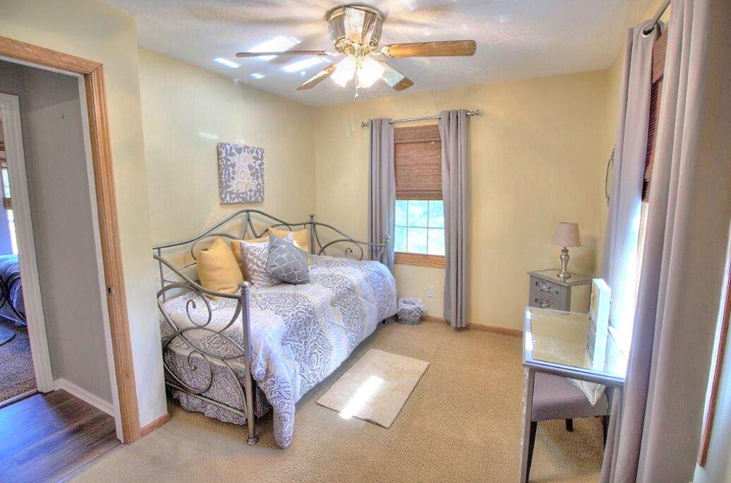 Photo of Bedroom in Fremont