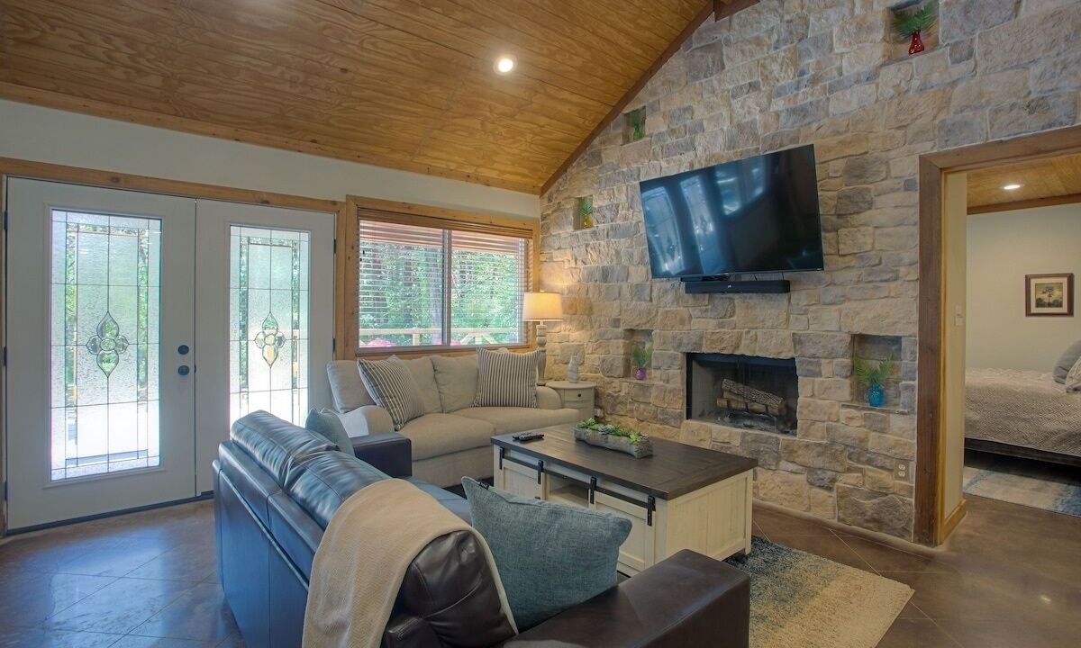 Photo of Livingroom in Gordonville