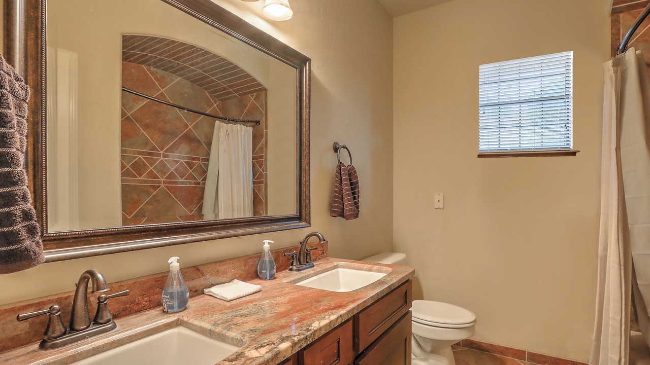 Photo of Bathroom in Alamogordo
