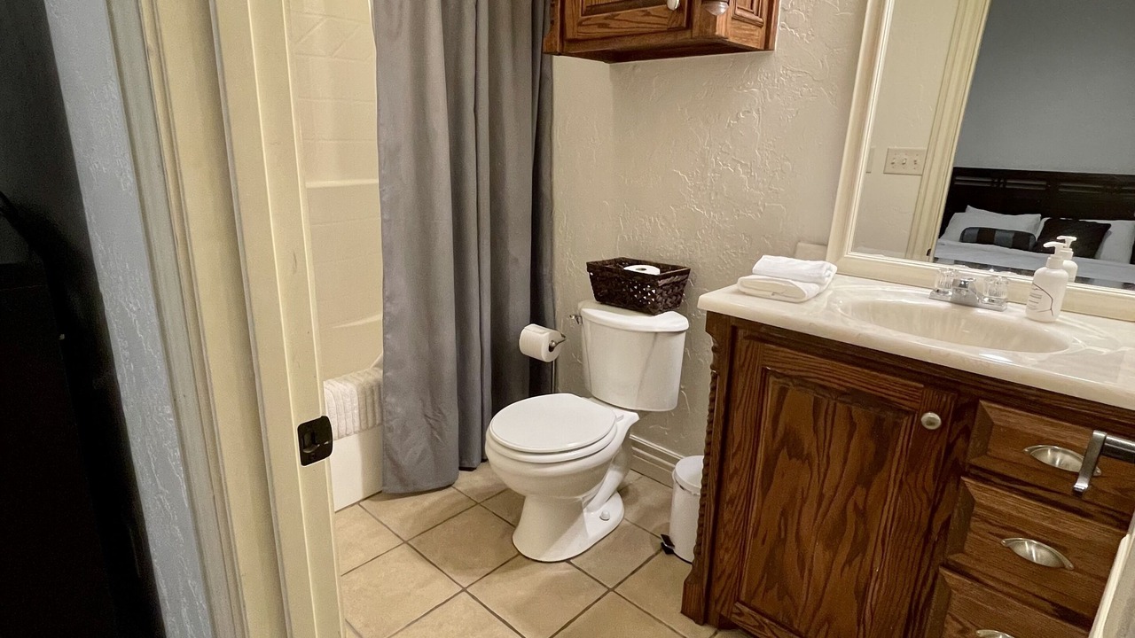Photo of Bathroom in Elgin