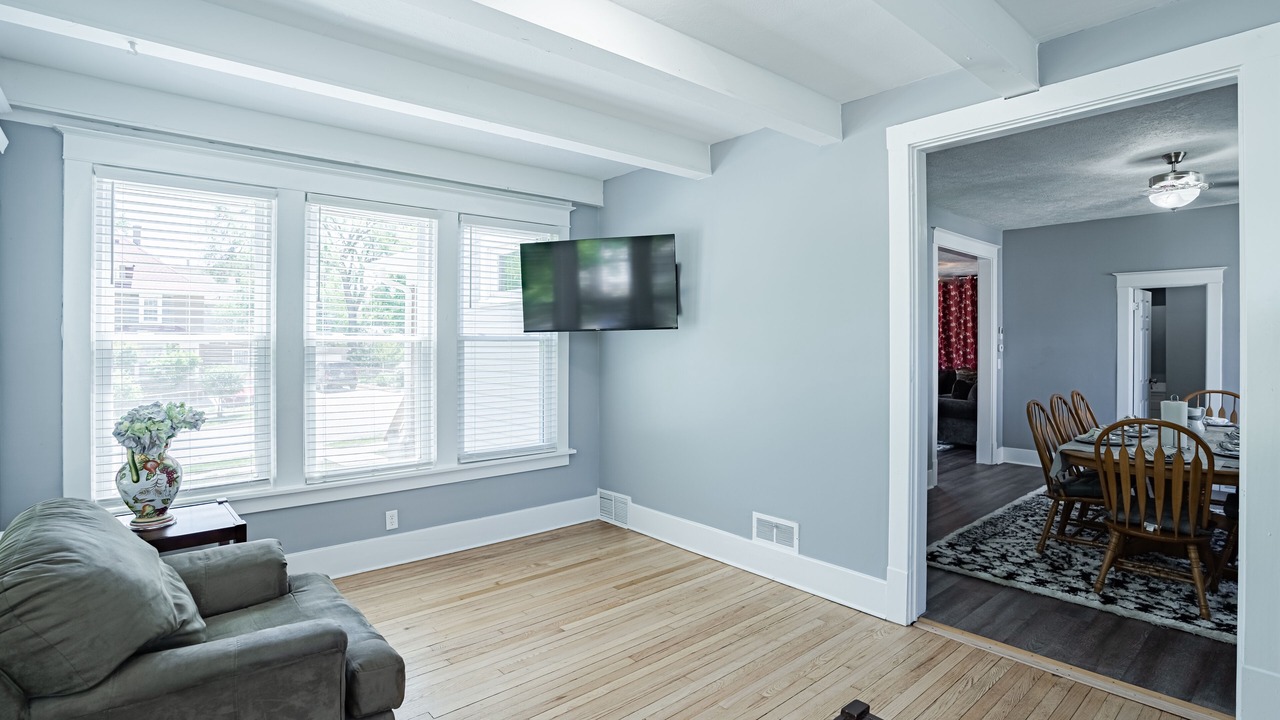 Photo of Livingroom in Omaha