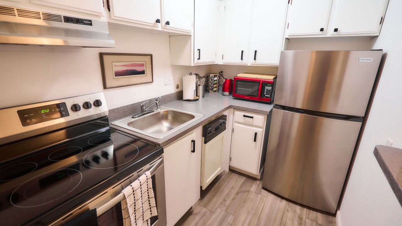 Photo of Kitchen in SeaTac