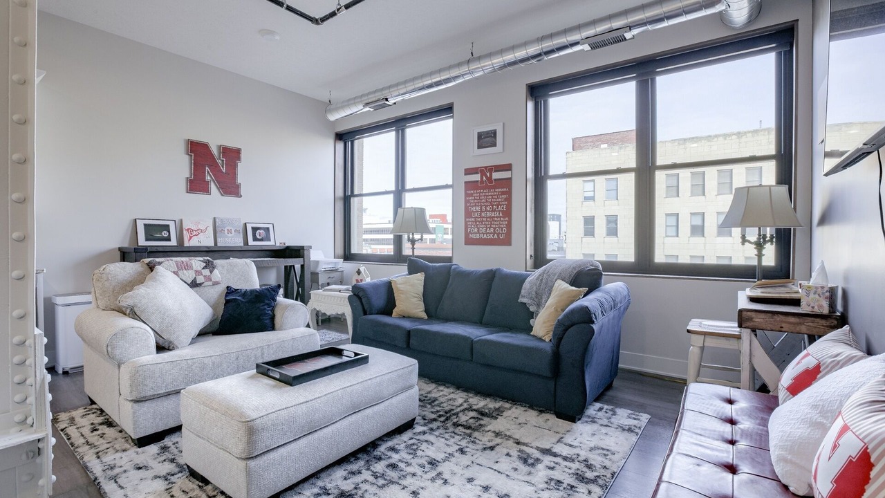 Photo of Livingroom in Downtown Lincoln