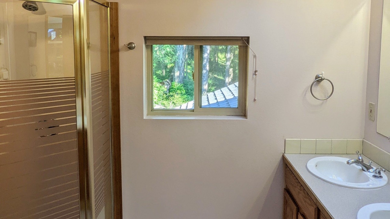 Photo of Bathroom in Eastsound