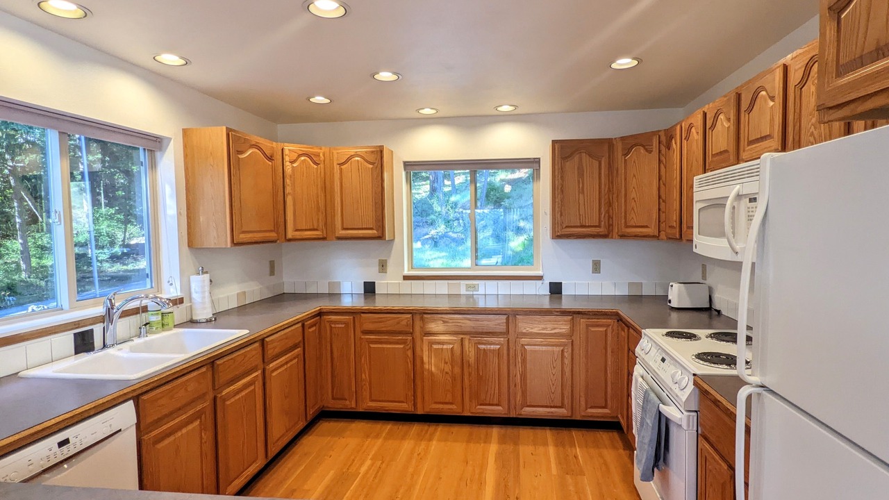 Photo of Kitchen in Eastsound