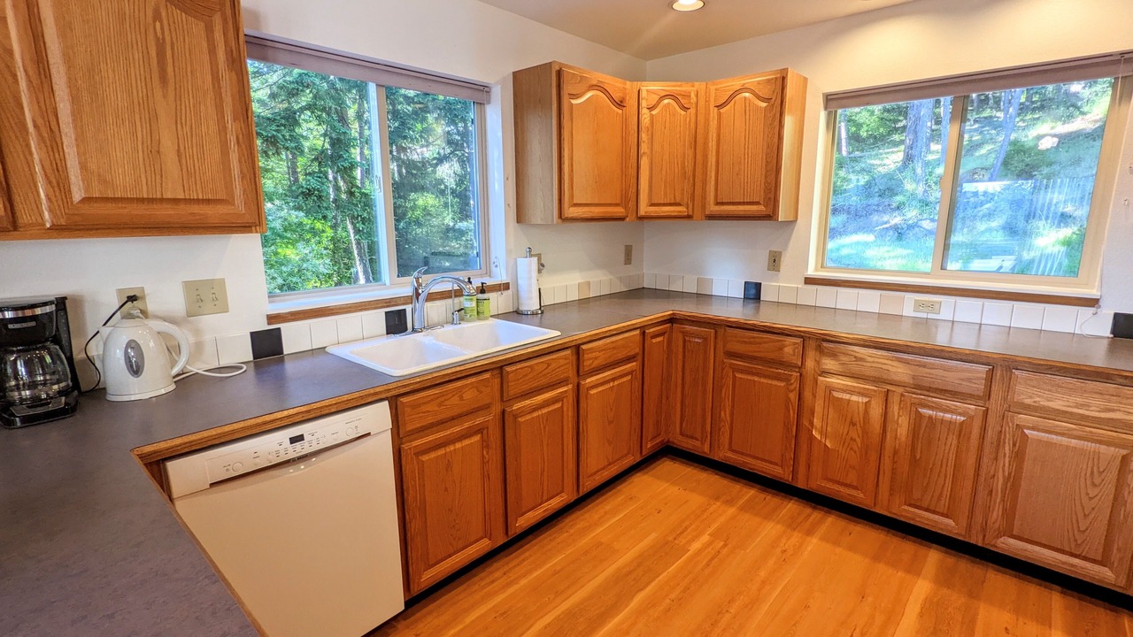 Photo of Kitchen in Eastsound