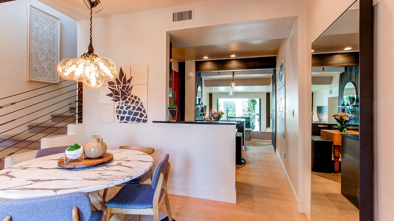 Photo of Livingroom in Curtis Park
