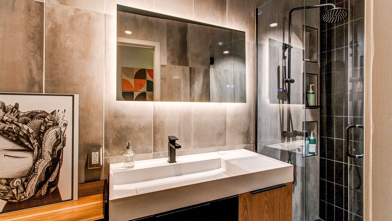 Photo of Bathroom in Curtis Park