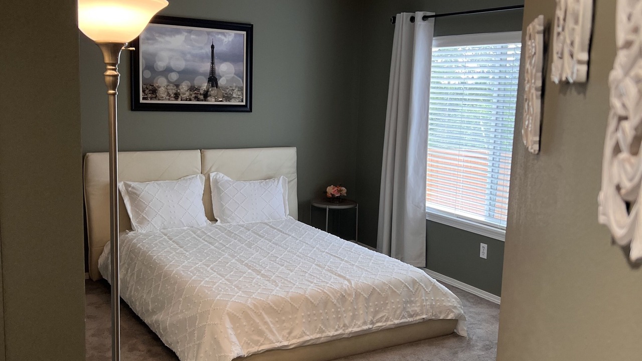 Photo of Bedroom in Lakeland North
