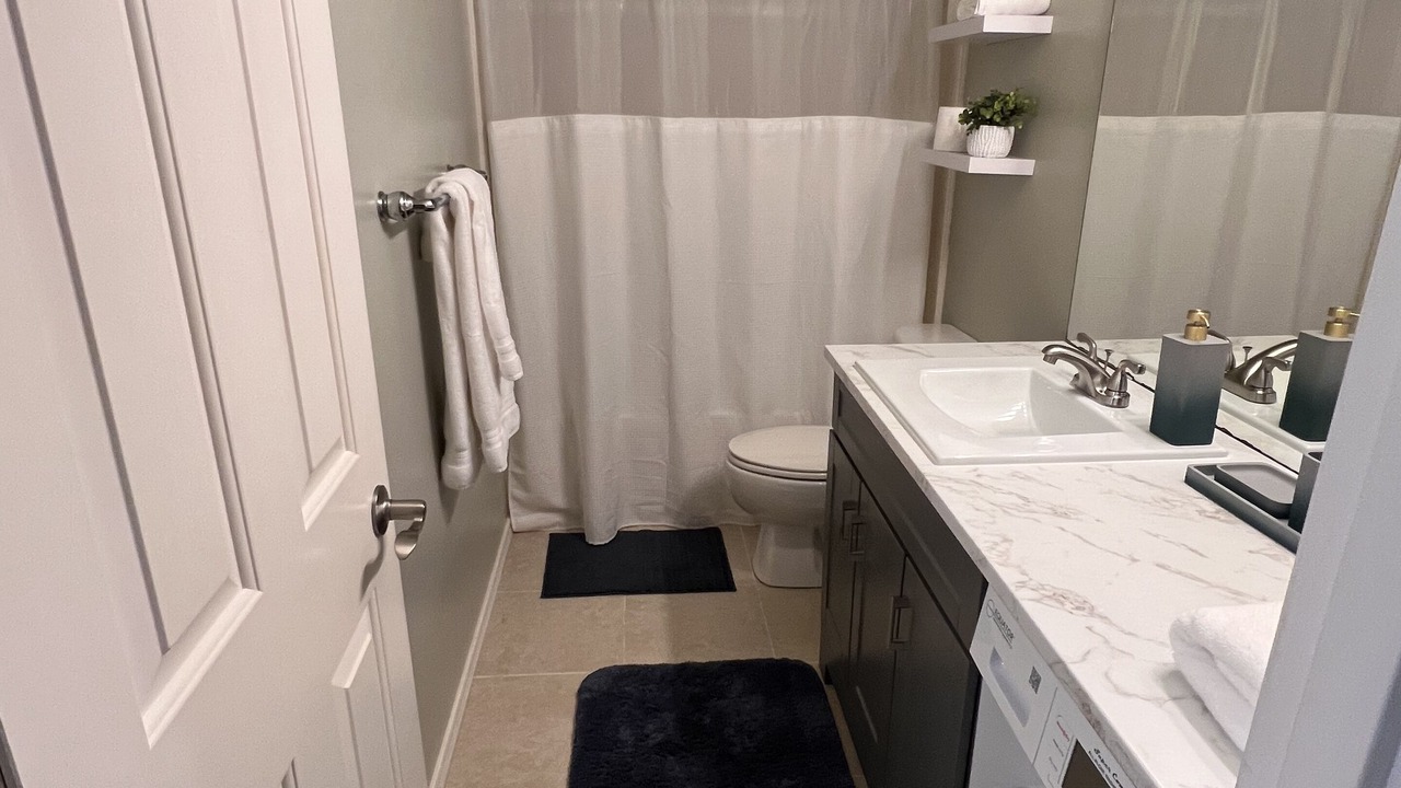 Photo of Bathroom in Lakeland North