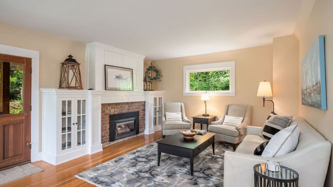 Photo of Livingroom in Seahurst