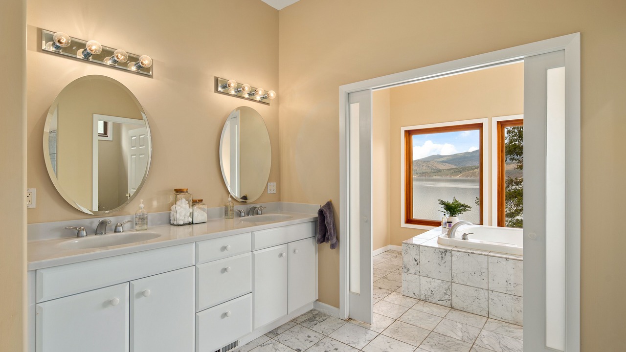 Photo of Bathroom in Wilbur