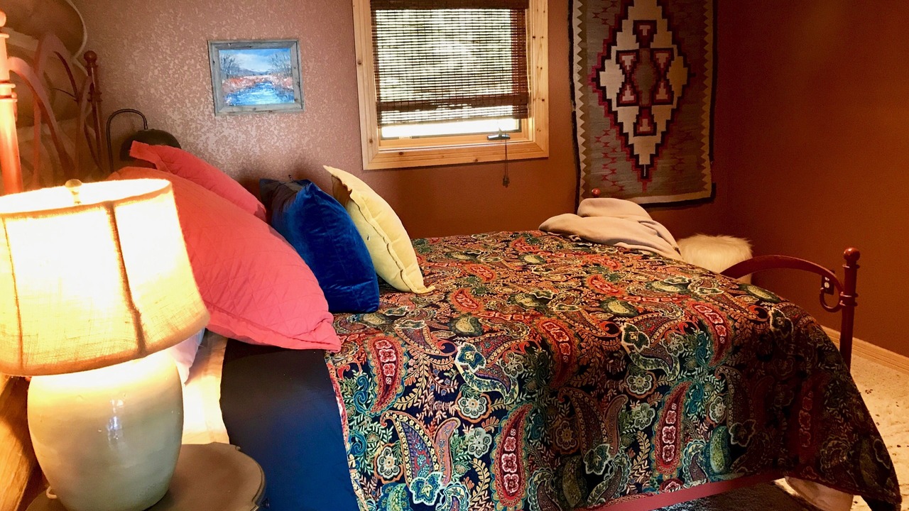 Photo of Bedroom in Pleasant Park Corridor