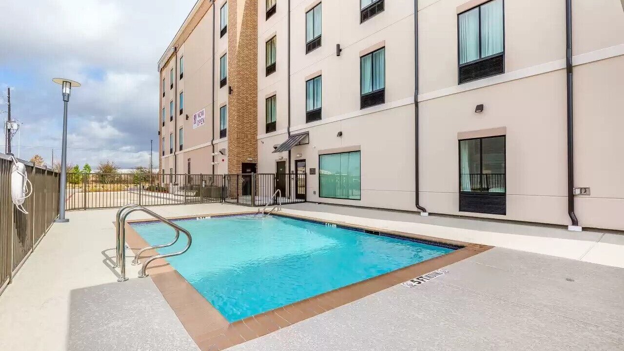 Photo of Outdoor in Barker