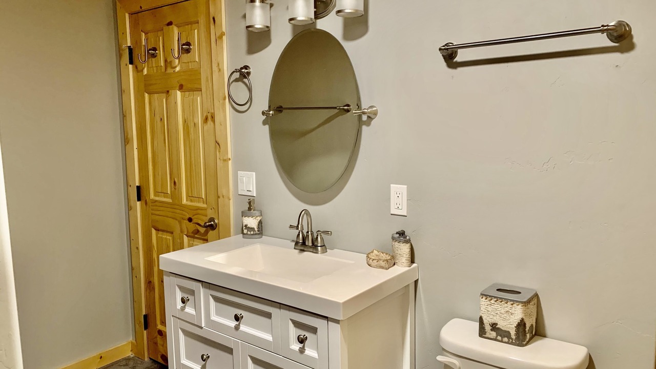 Photo of Bathroom in Wagon Wheel