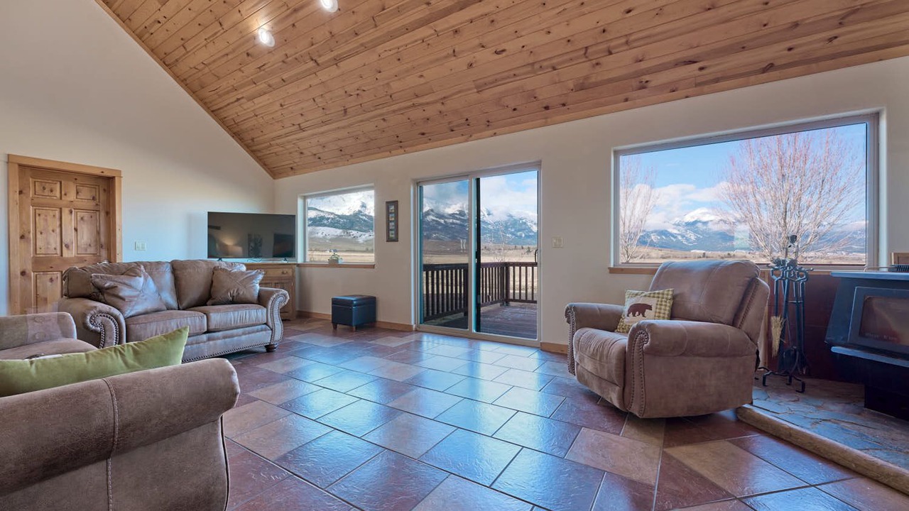 Photo of Livingroom in Joseph