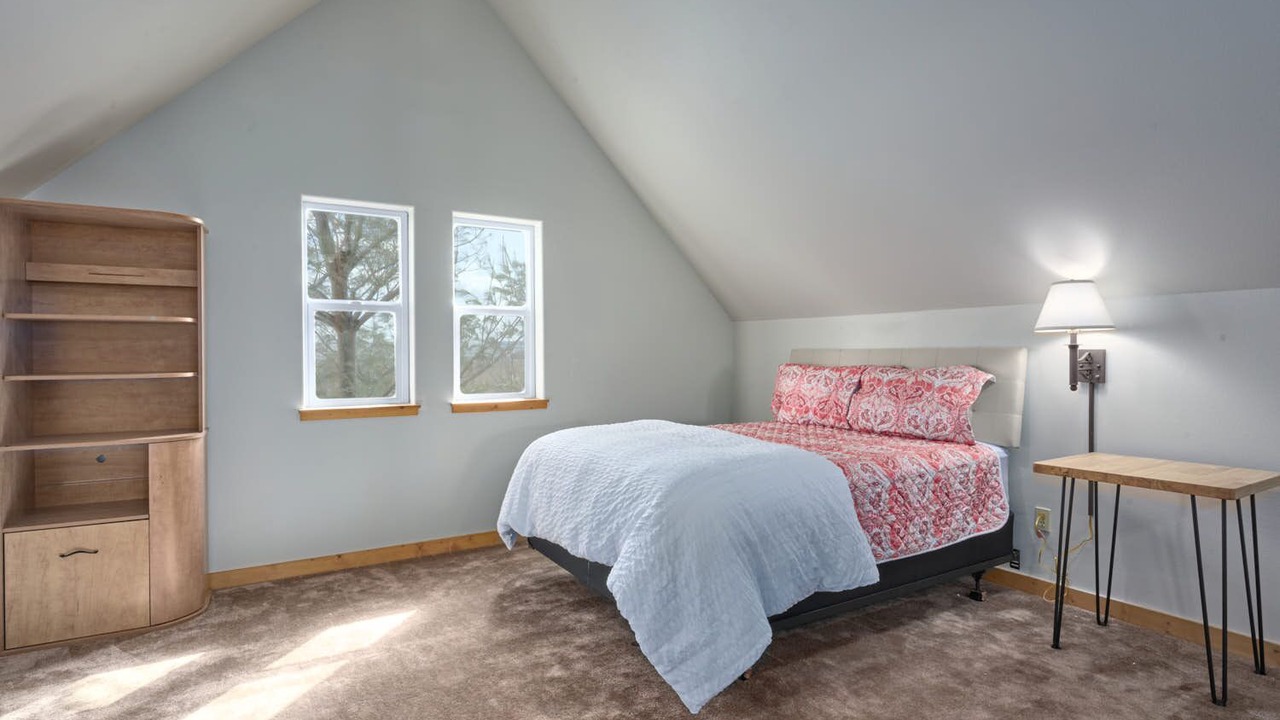 Photo of Bedroom in Joseph