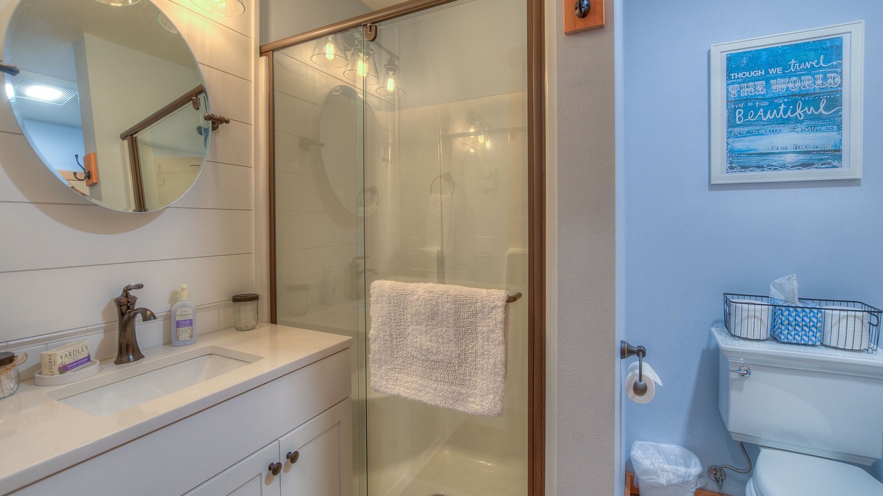 Photo of Bathroom in Eastsound