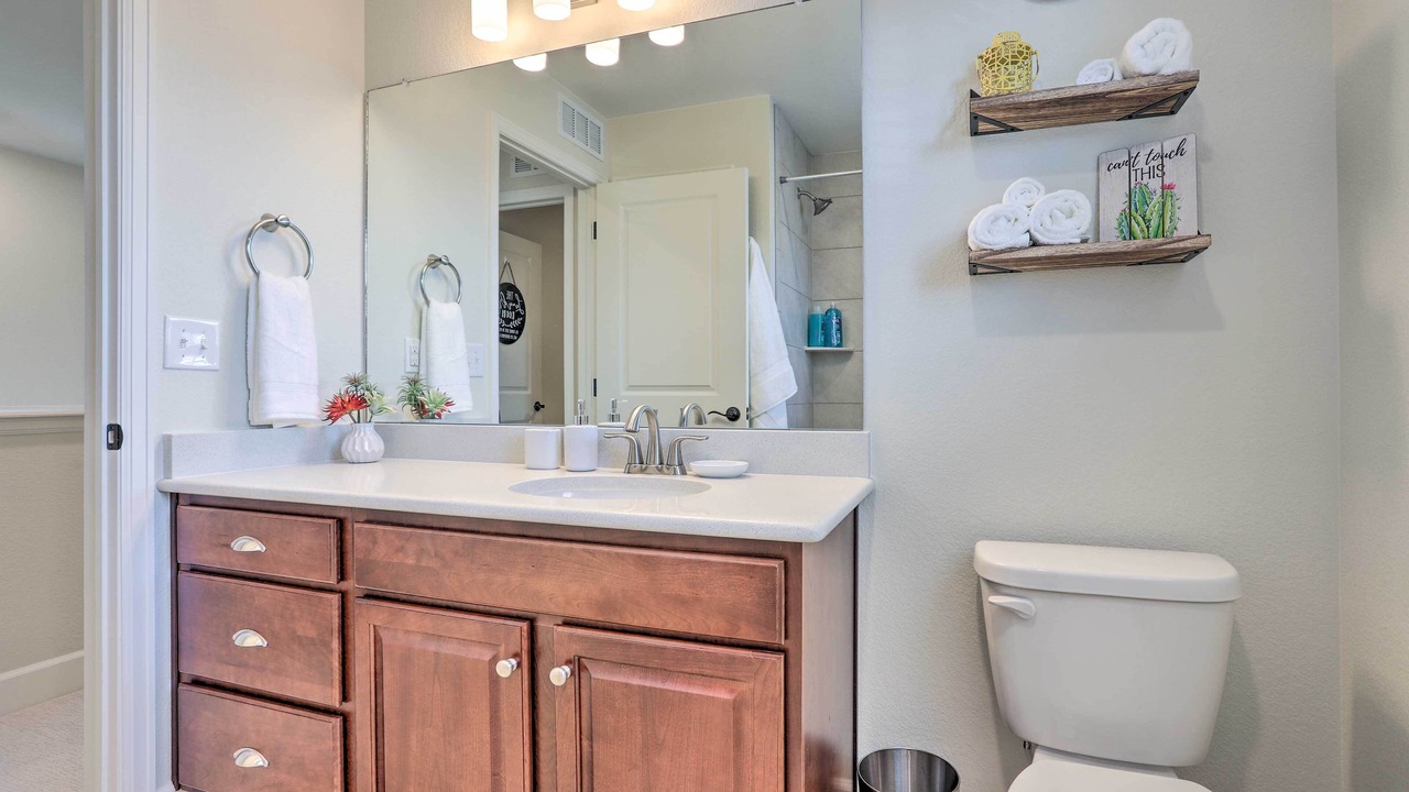 Photo of Bathroom in Aurora