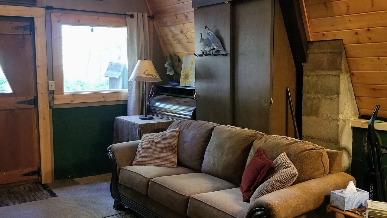 Photo of Livingroom in Baker City