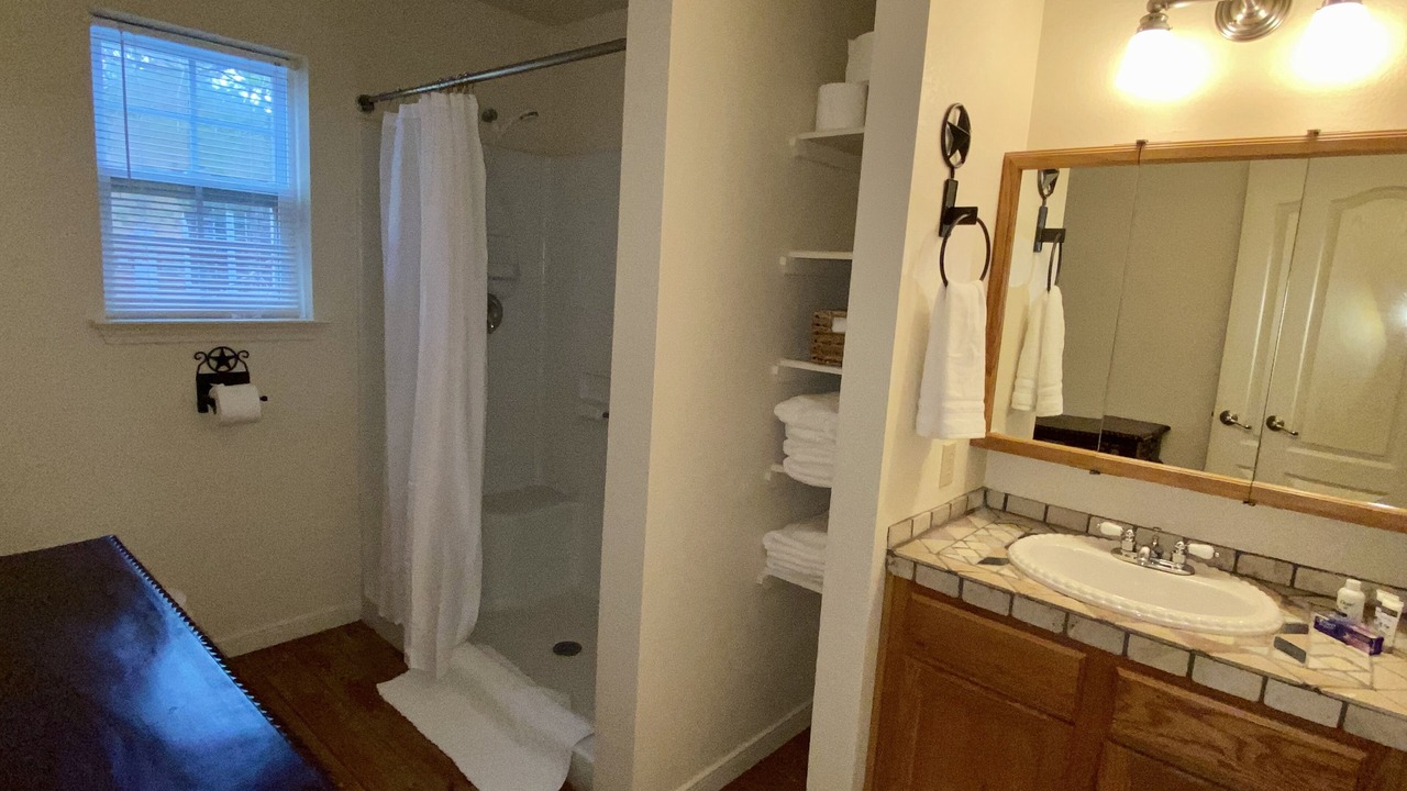 Photo of Bathroom in Ingram