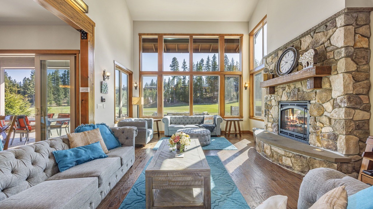 Photo of Livingroom in Cle Elum