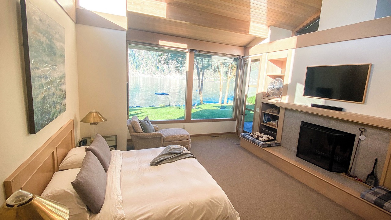 Photo of Bedroom in Wapato Point