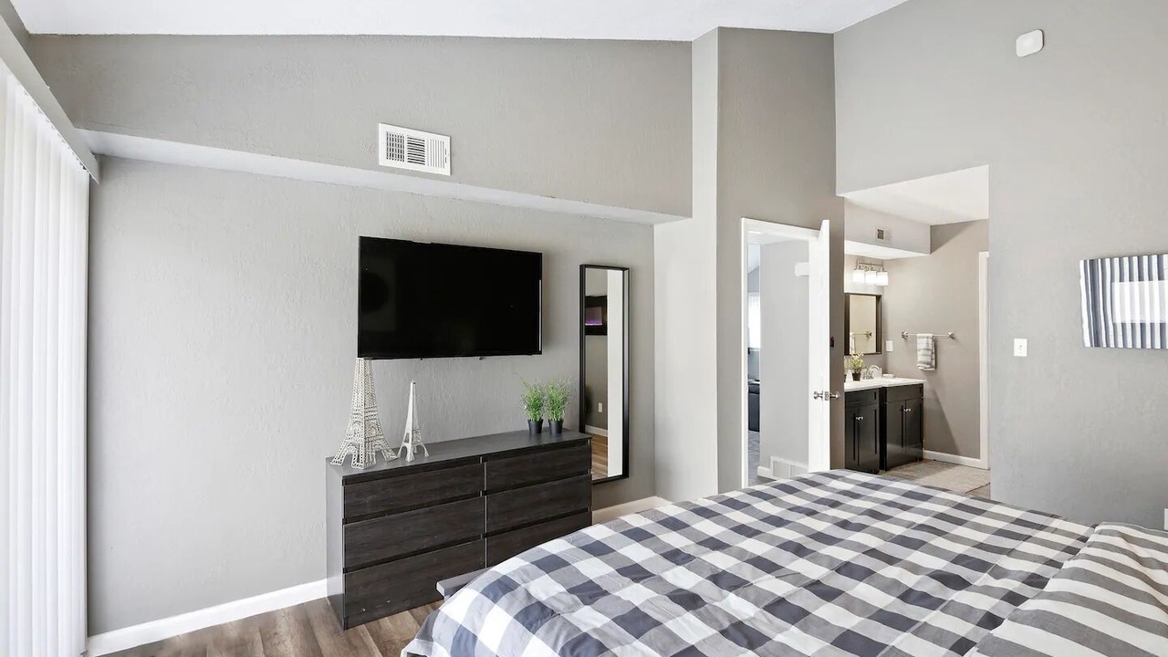 Photo of Bedroom in Kansas City