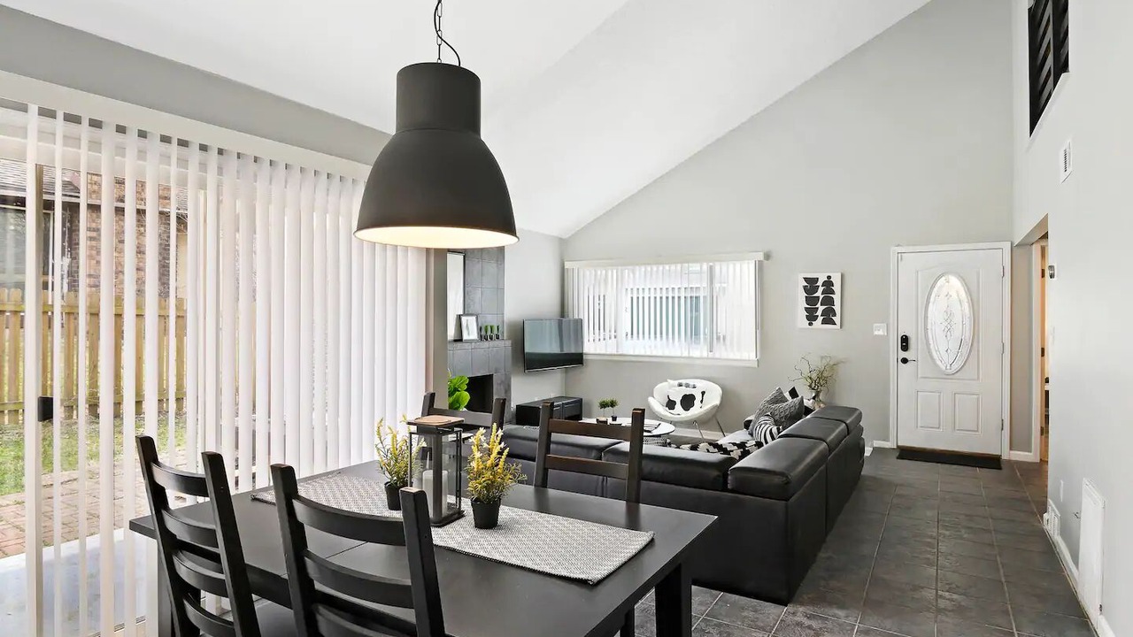 Photo of Livingroom in Kansas City