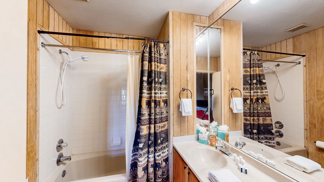 Photo of Bathroom in Silvercreek