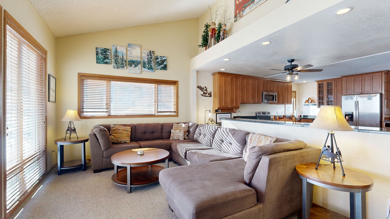 Photo of Livingroom in Silvercreek
