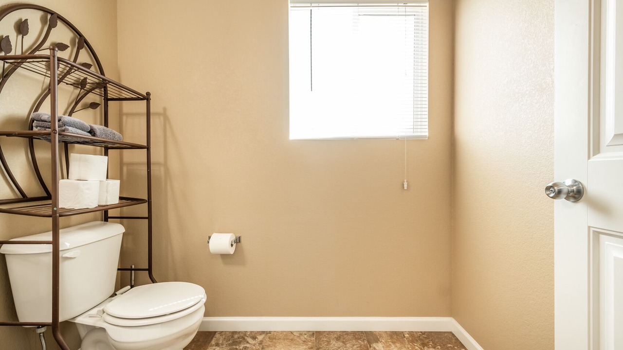 Photo of Bathroom in Security-Widefield
