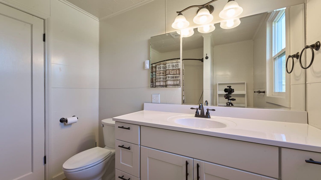 Photo of Bathroom in Joseph