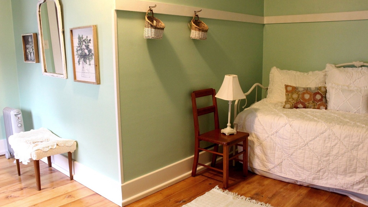 Photo of Bedroom in Perry