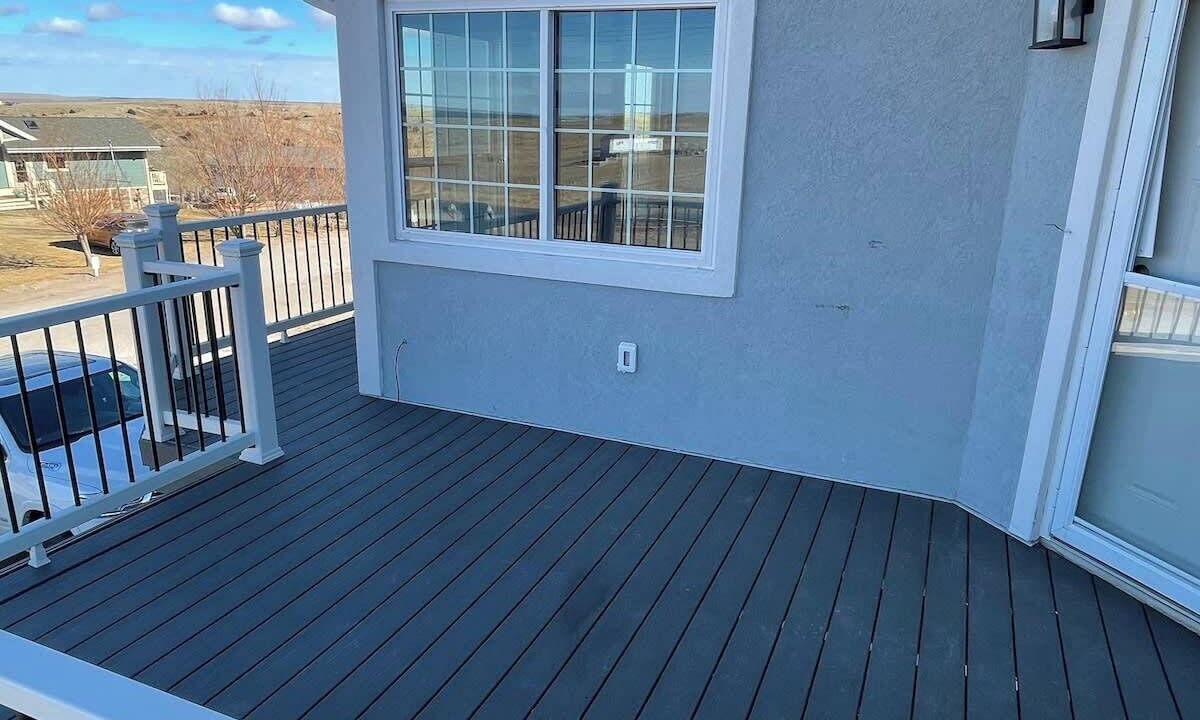 Photo of Patio Balcony in Whitetail