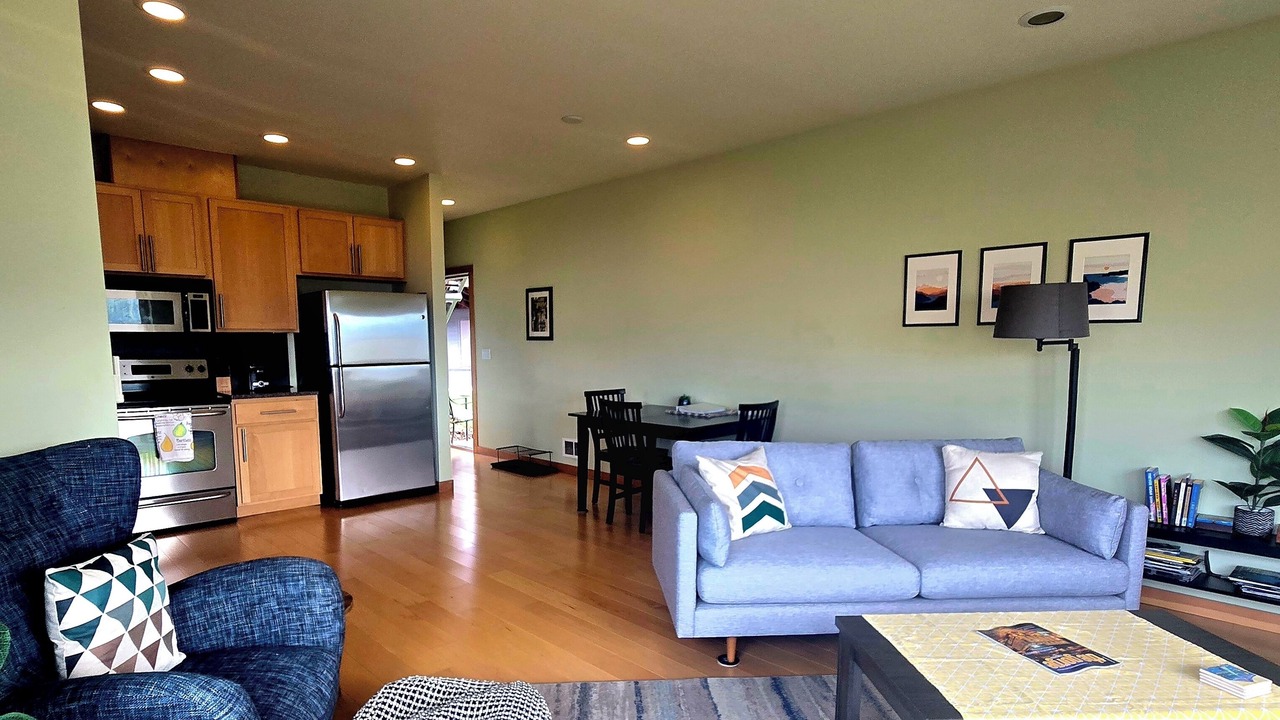Photo of Livingroom in Mosier