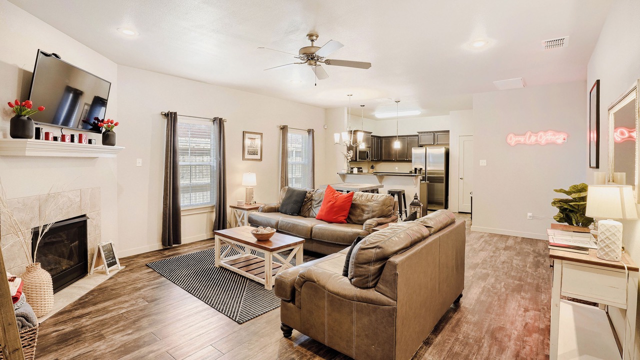 Photo of Livingroom in North Overton