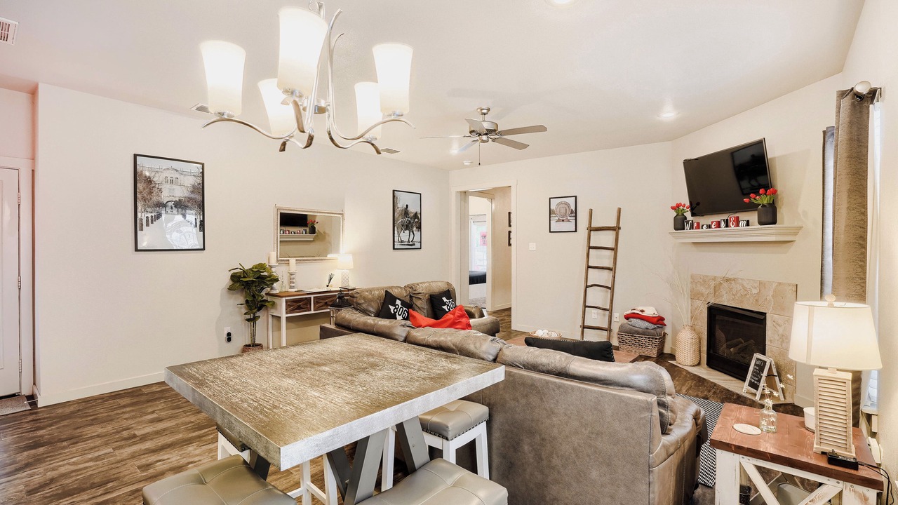 Photo of Livingroom in North Overton