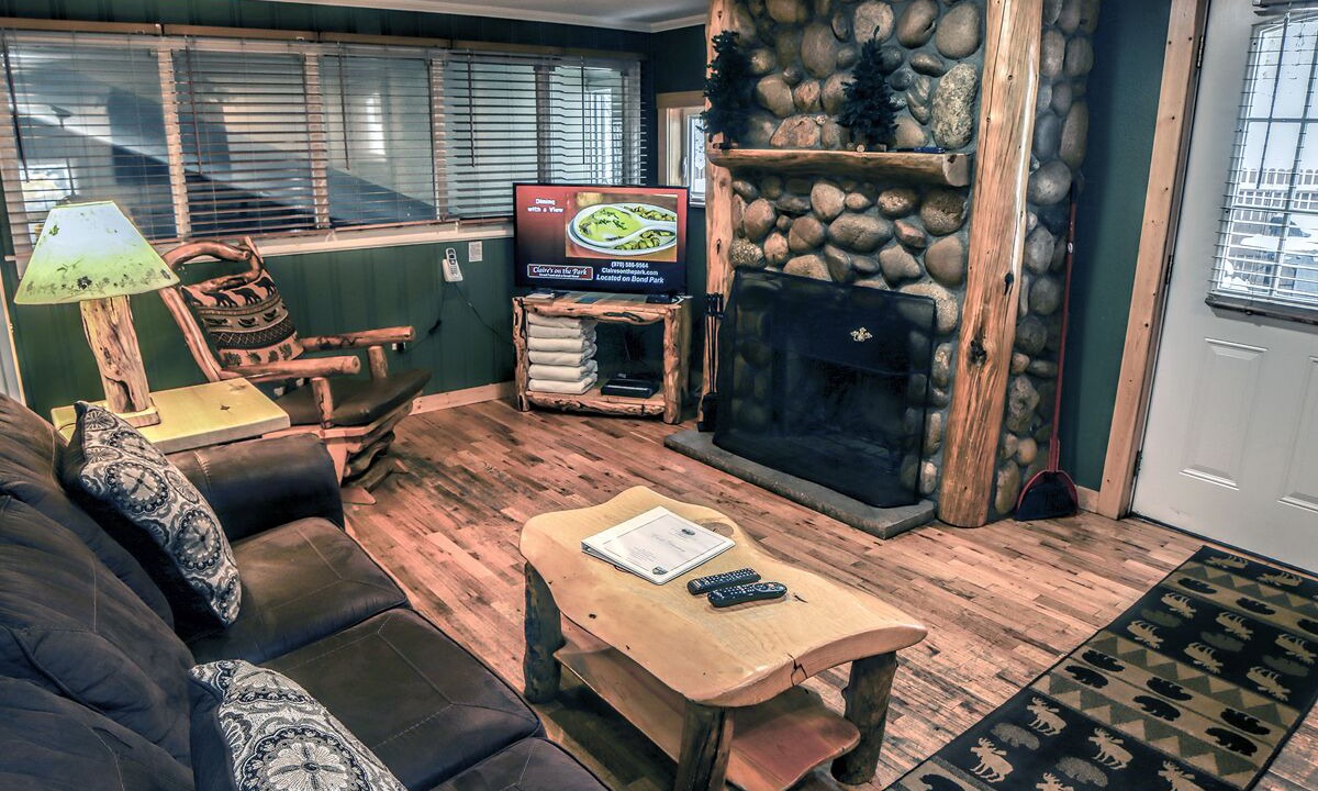 Photo of Livingroom in Estes Park