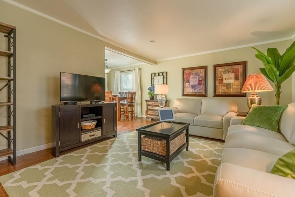 Photo of Livingroom in Richland