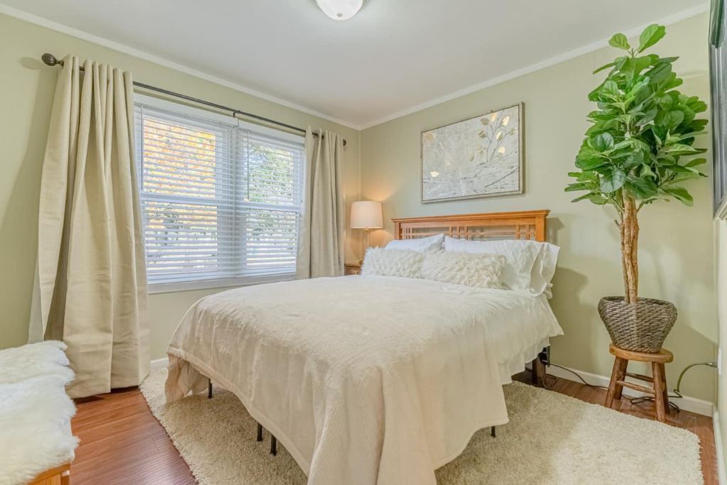 Photo of Bedroom in Richland