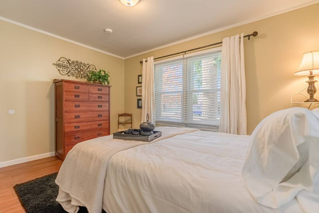 Photo of Bedroom in Richland