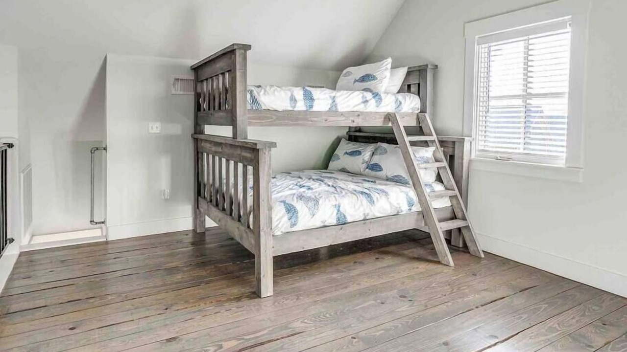 Photo of Bedroom in Carlton Landing