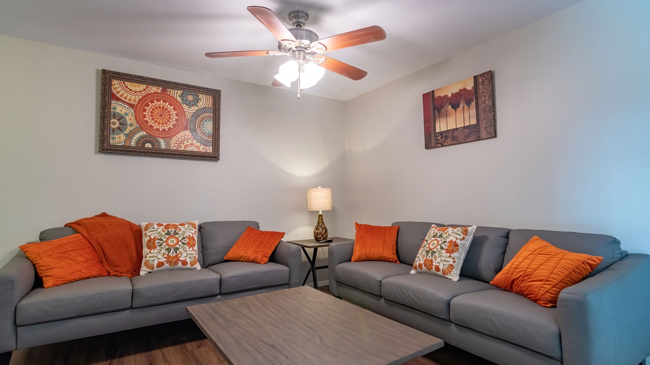 Photo of Livingroom in Miles