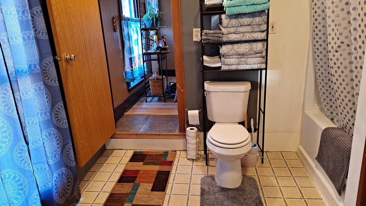 Photo of Bathroom in Troy